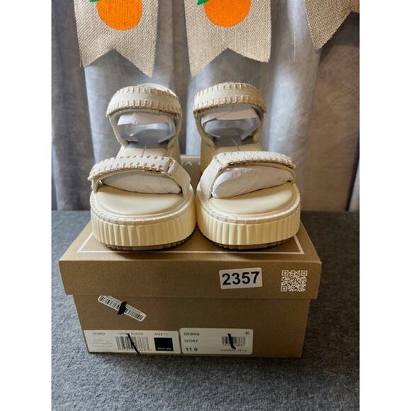 Dolce Vita Debra Ivory Suede Women’s Sandals size 11 Comfortable! NWB - Picture 8 of 8